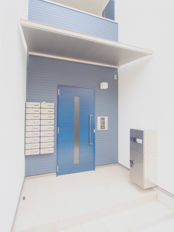 セブンプロート向洋駅前のエントランス