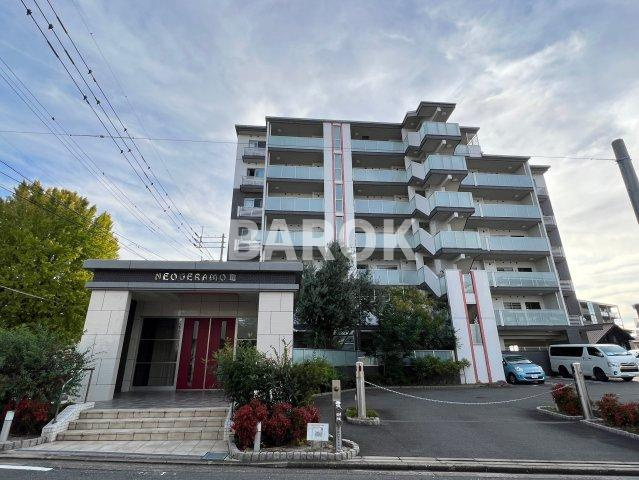 福岡市早良区曙１丁目の賃貸マンションの外観