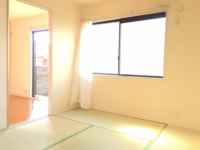 【セキュリティ】 | フォーレス華　B棟 | 同物件の別部屋写真です。