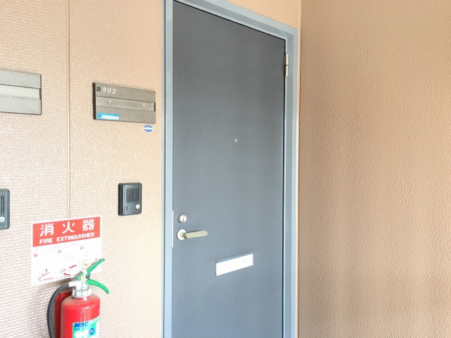 【駐車場】 | フォーレス華　B棟 | 同物件の別部屋写真です。
