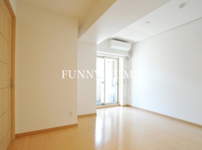 【居間・リビング】 | スペーシア三軒茶屋弐番館