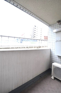 【バルコニー】 | スペーシア三軒茶屋弐番館