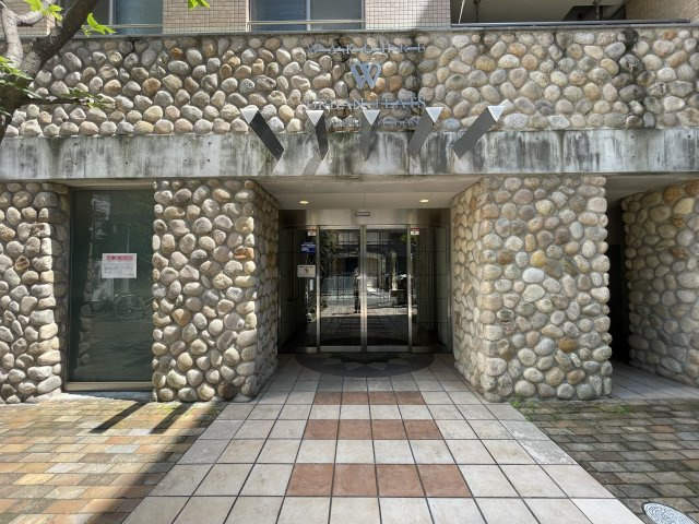 ワコーレアーバンフラッツ三宮東のエントランス