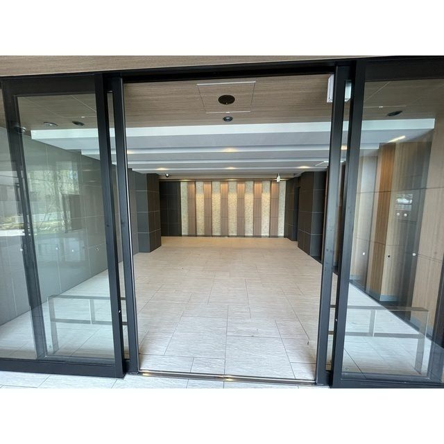 プレサンスブルーム東三国のセキュリティ