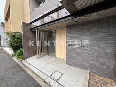 【エントランス】 | Ｏｐｕｓ　ｒｅｓｉｄｅｎｃｅ　Ｍｅｇｕｒｏ　Ｓｅｎｚｏｋｕ | エントランスです