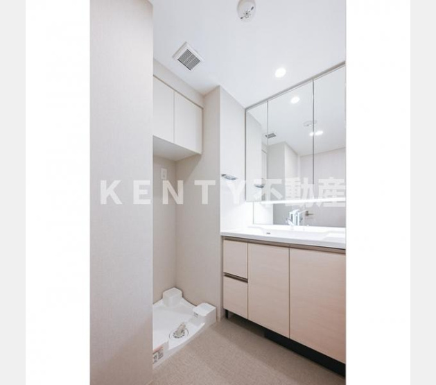 【洗面所】 | コンフォリア・リヴ大森西 | 広い洗面スペース