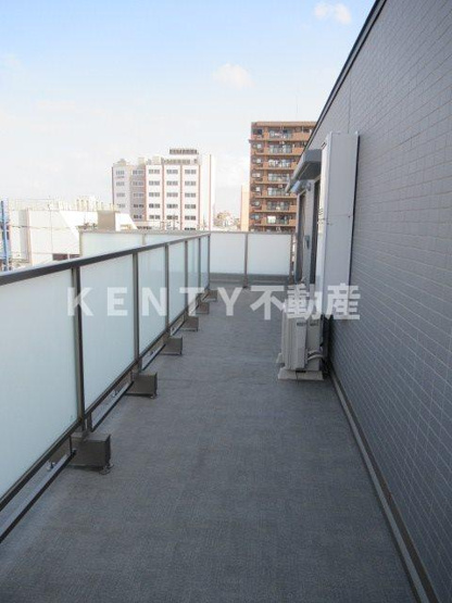 【バルコニー】 | ＡＲＣＯＢＡＬＥＮＯ ＵＭＥＹＡＳＨＩＫＩ | バルコニー付きです