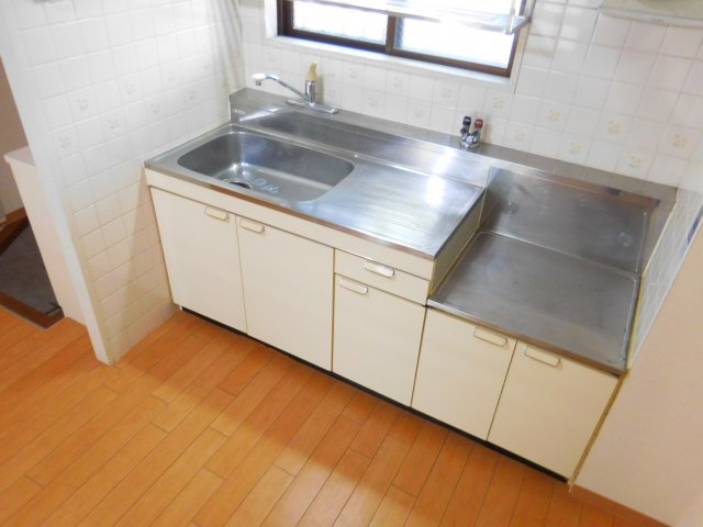 高槻市栄町３丁目の賃貸マンションの内装