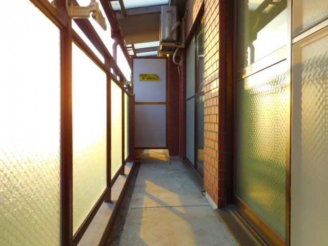 高槻市栄町３丁目の賃貸マンションのバルコニー