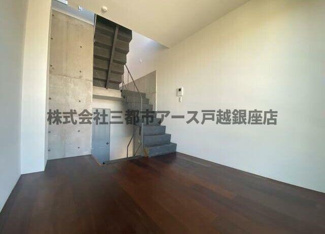 【居間・リビング】 | hike ～skip floor terrace house～