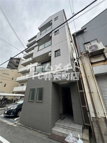 【外観】 | CREST | 外観は落ち着いています