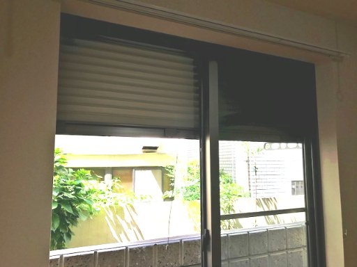 ヴィルヌーヴ阿佐ヶ谷のセキュリティ|★防犯シャッター★