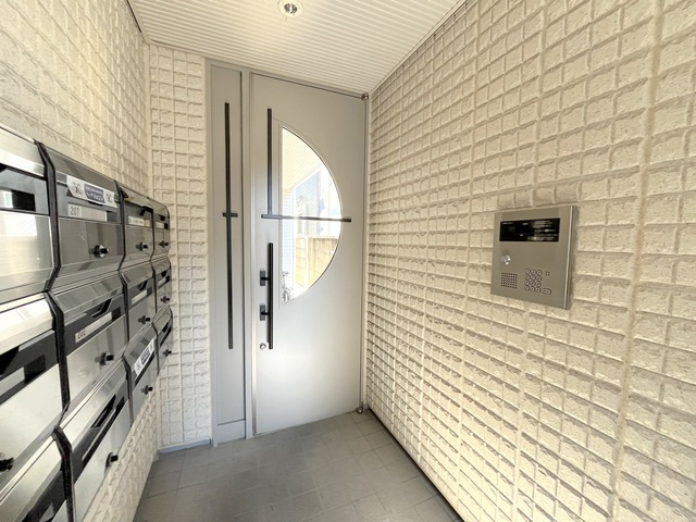 ヴィルヌーヴ阿佐ヶ谷のエントランス|★オートロック★