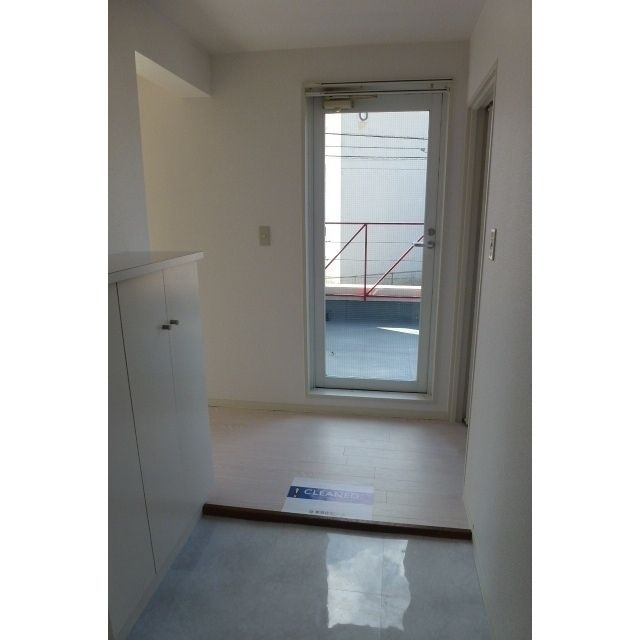 サンクテラス１の玄関