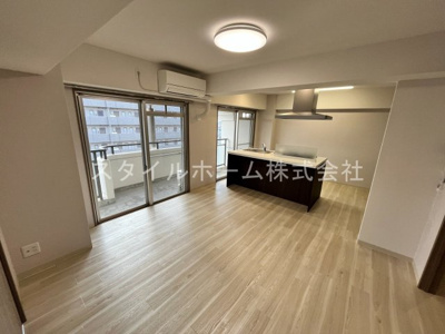 【居間・リビング】 | 第一丸中マンション