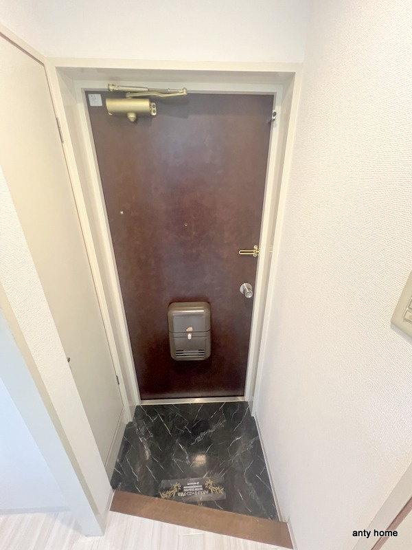 ディアコート　仲介手数料無料の玄関