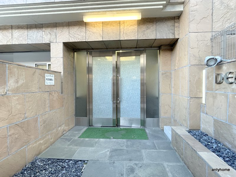 ディアコート　仲介手数料無料のエントランス
