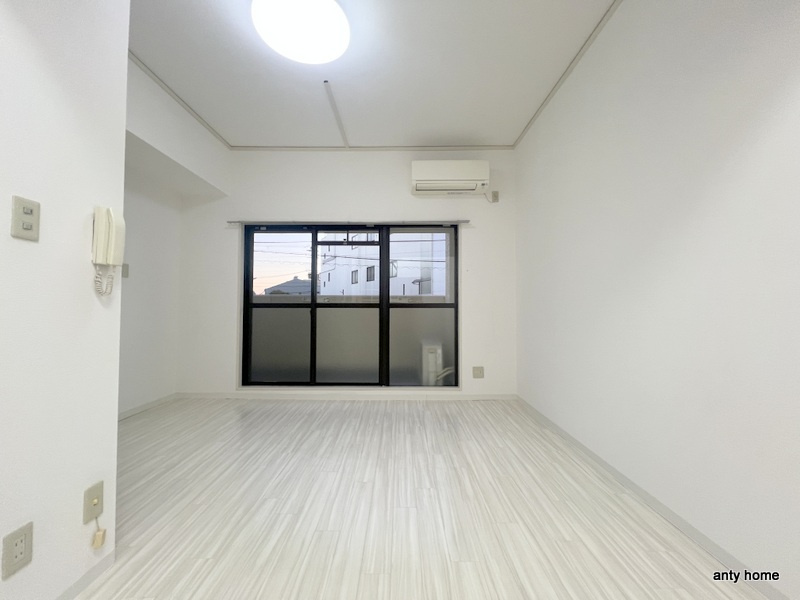 ディアコート　仲介手数料無料の洋室