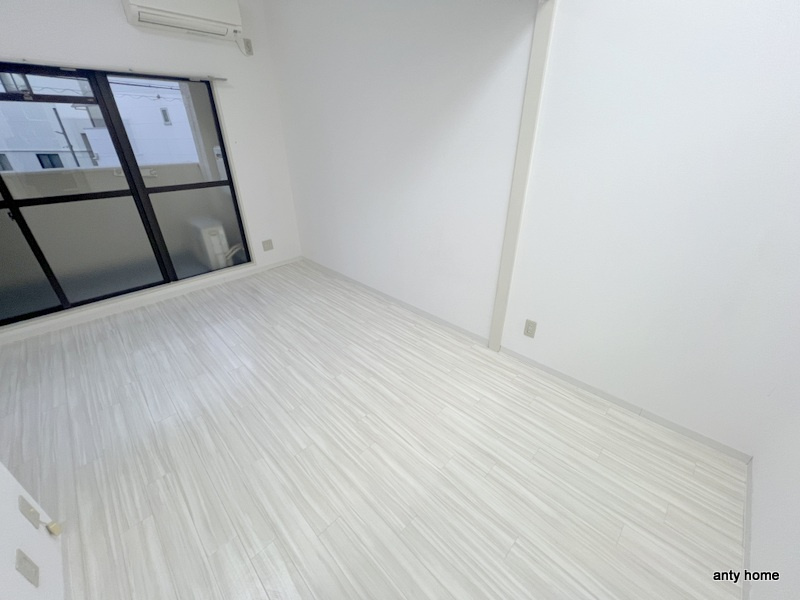 ディアコート　仲介手数料無料の寝室