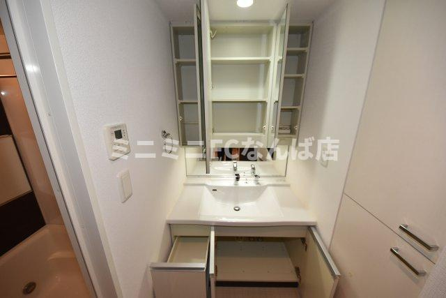 プレサンス堺筋本町フィリア