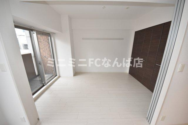 プレサンス堺筋本町フィリアの寝室