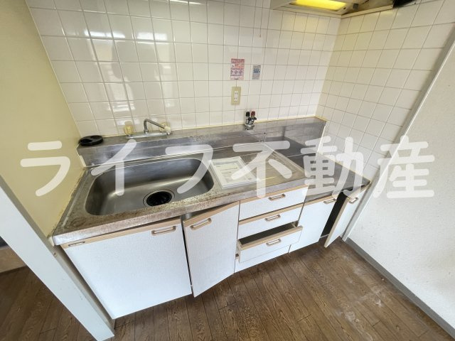 イーストヒル長田のキッチン|お料理しやすいキッチンです