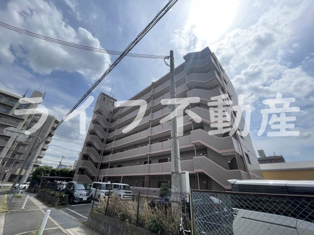 イーストヒル長田の外観|きれいな外観です