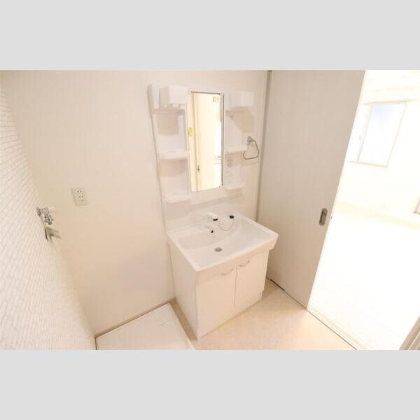 THE CITY神戸元町Ⅱの洗面所