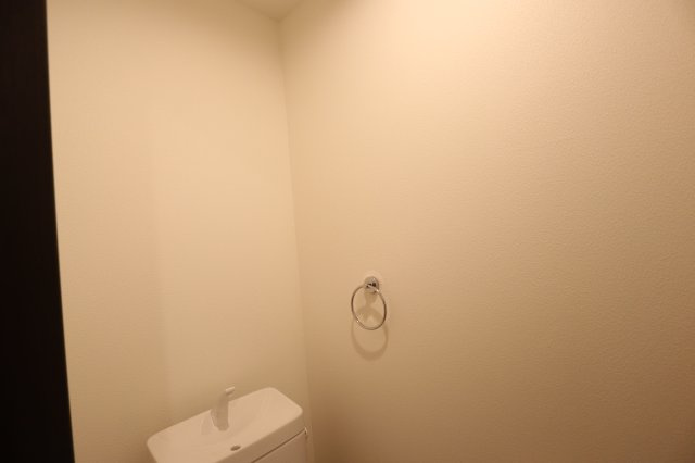 ジーメゾン生駒プレシールのトイレ