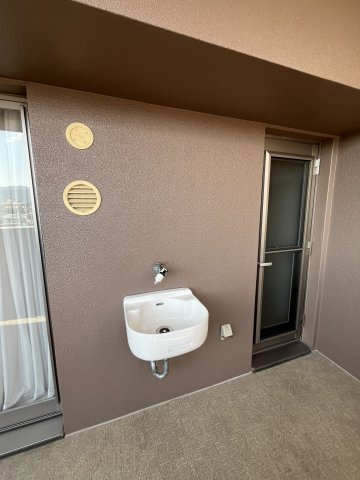 BERISTA(ベリスタ)京都山科のバルコニー|バルコニーにはスロップシンク付！