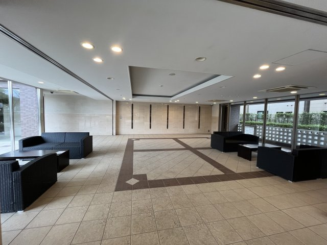 BERISTA(ベリスタ)京都山科のエントランス