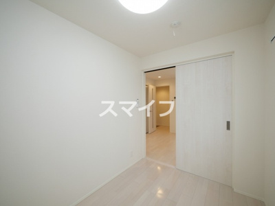 【洋室】 | ハーモニーテラス三津屋中