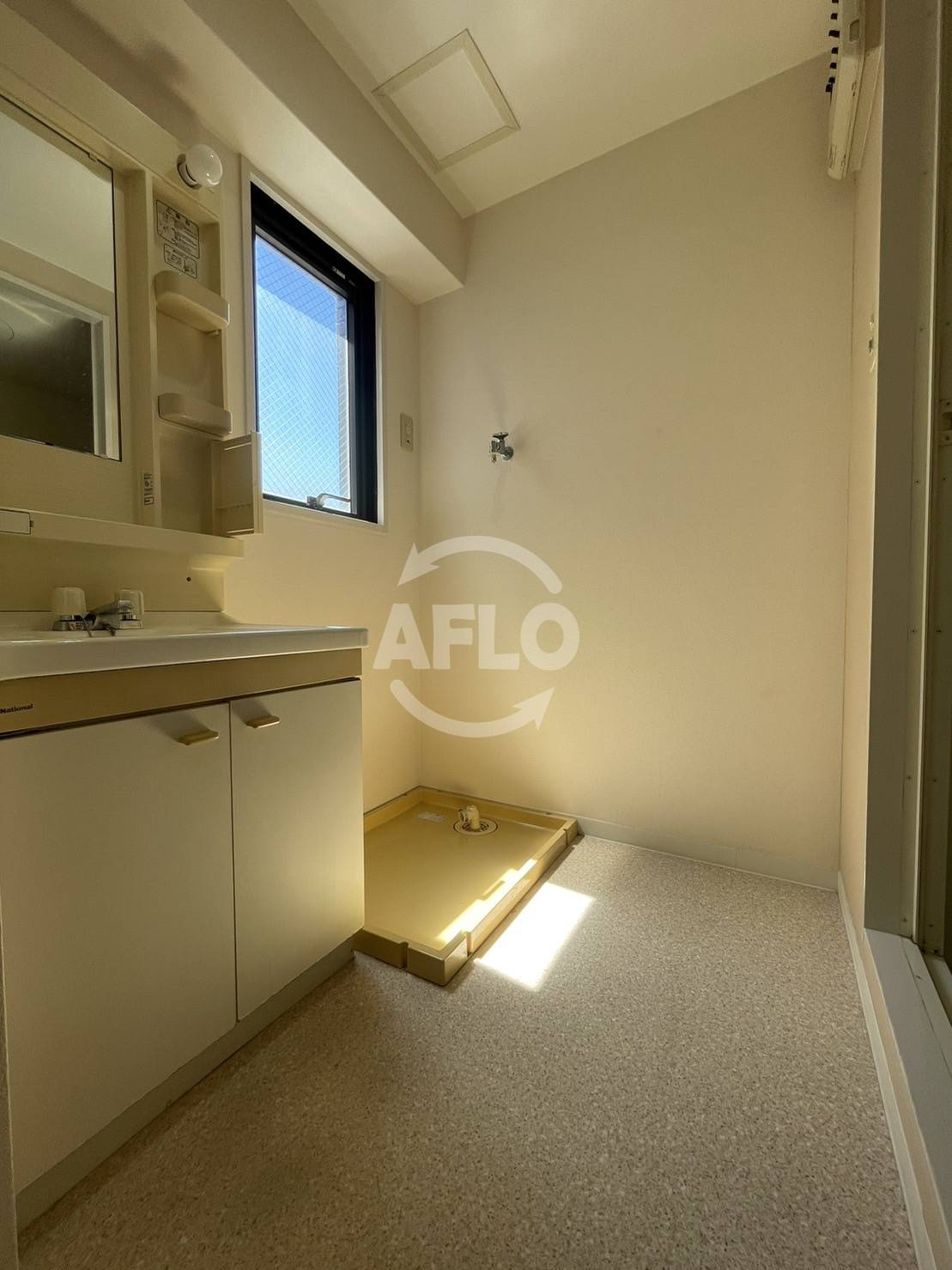 シャトー弁天弐番館（波除小学校区）の洗面所|シャトー弁天弐番館　洗面脱衣室