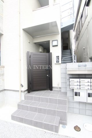 【エントランス】 | Lupinus見沼代