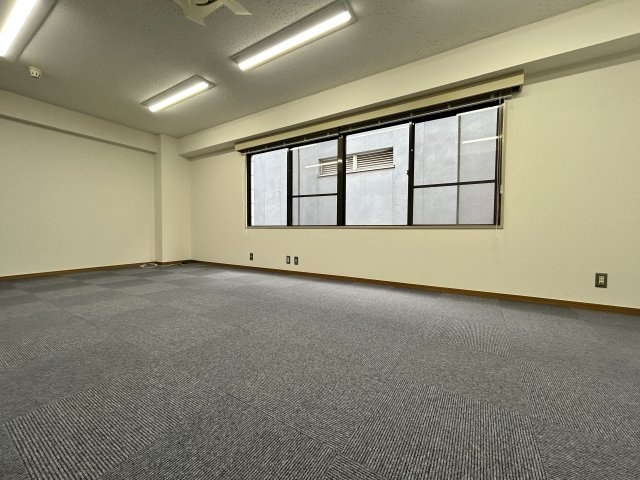 第６セイコービル303の居間・リビング