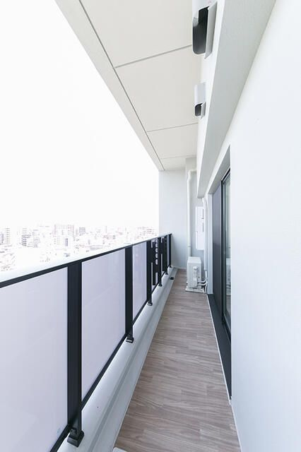 ライオンズフォーシア清澄白河のバルコニー