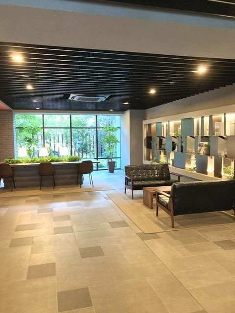 ライオンズフォーシア清澄白河のロビー