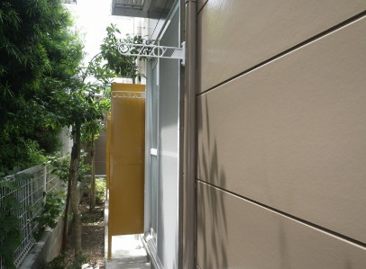 レオパレス宮本長栄のバルコニー