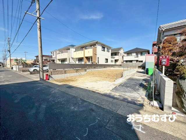 守山区茶臼前(全1棟)の前面道路含む現地写真