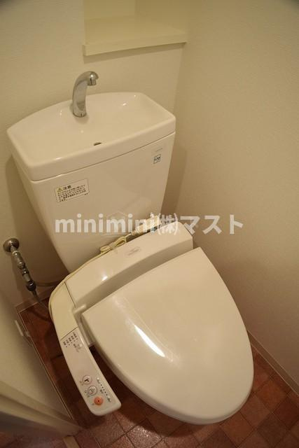 コーポＹＡＨＡＴＡナンバ元町のトイレ