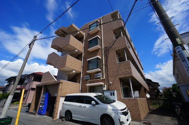 ドゥエルイーストの外観|お問い合わせは花まる商店まで！