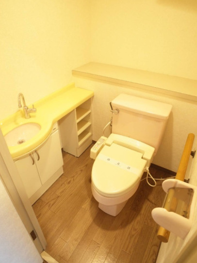 ドゥエルイーストのトイレ|初期費用ご相談ください！