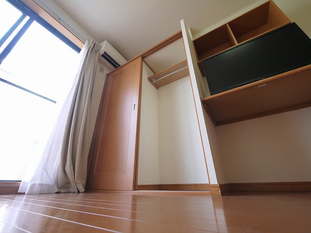 レオパレス八条の収納|大きなものも収納できそうです