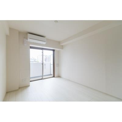 ソナーレ横浜の居間・リビング|白基調のお部屋♪