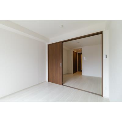 ソナーレ横浜の寝室|南東向きで日当たり良好♪