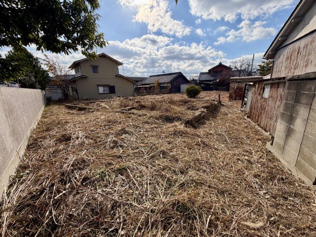 磯城郡川西町梅戸（公簿３４８坪）の外観|広々とした庭部分