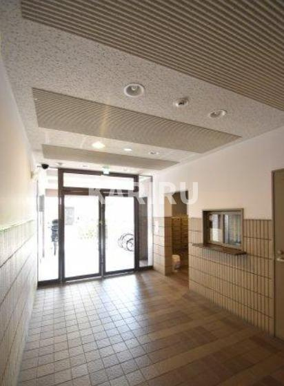 MICハイツ都島のロビー