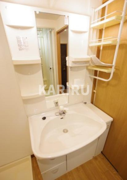 MICハイツ都島の洗面所