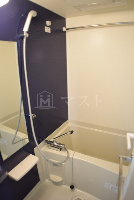 アスヴェル阿波座ブルーアースの浴室|フロアーによってカラーが異なります。