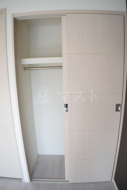 アスヴェル阿波座ブルーアースの収納|フロアーによってカラーが異なります。